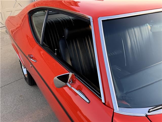Chevrolet-Chevelle-1969-2-Door-Coupe-22