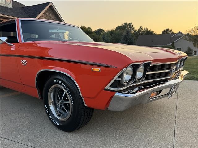 Chevrolet-Chevelle-1969-2-Door-Coupe-25