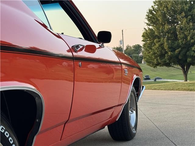 Chevrolet-Chevelle-1969-2-Door-Coupe-33