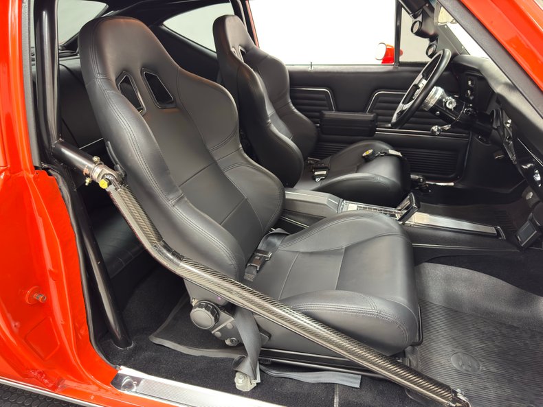 Chevrolet-Chevelle-1969-Hugger-Orange-Black-35