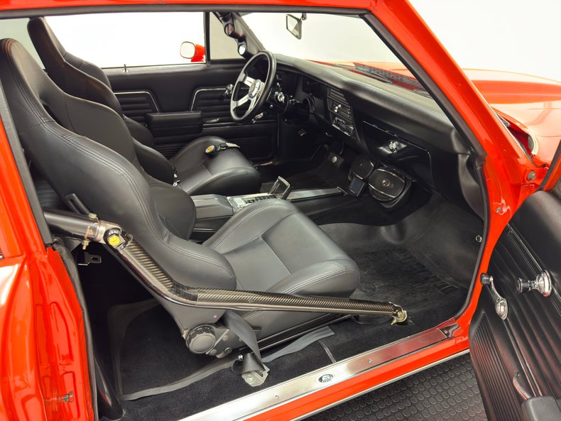 Chevrolet-Chevelle-1969-Hugger-Orange-Black-36