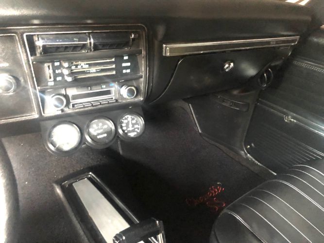 Chevrolet-Chevelle-1969-Hugger-Orange-Black-Deluxe-Vinyl-21