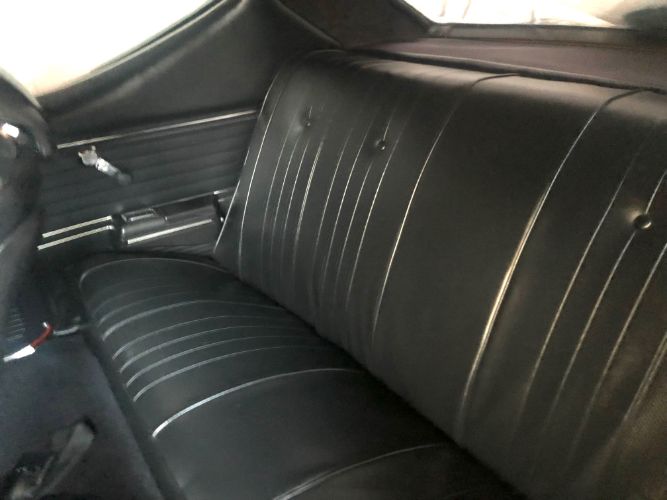 Chevrolet-Chevelle-1969-Hugger-Orange-Black-Deluxe-Vinyl-22