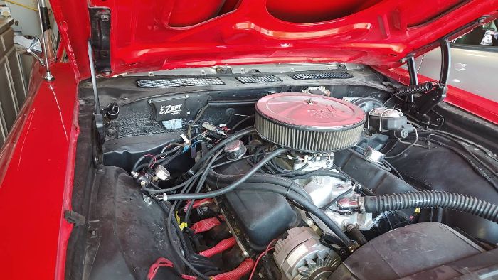 Chevrolet-Chevelle-1969-Red-Black-stripes-16