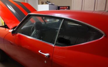 Chevrolet-Chevelle-1969-Red-Black-stripes-3