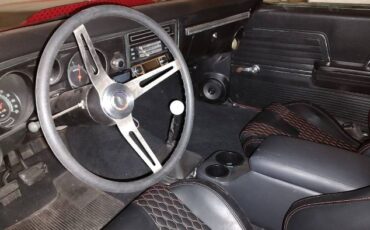 Chevrolet-Chevelle-1969-Red-Black-stripes-6