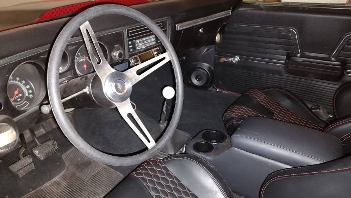 Chevrolet-Chevelle-1969-Red-Black-stripes-6