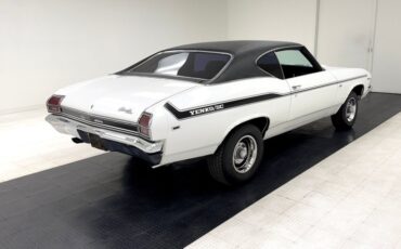 Chevrolet-Chevelle-1969-White-Black-23