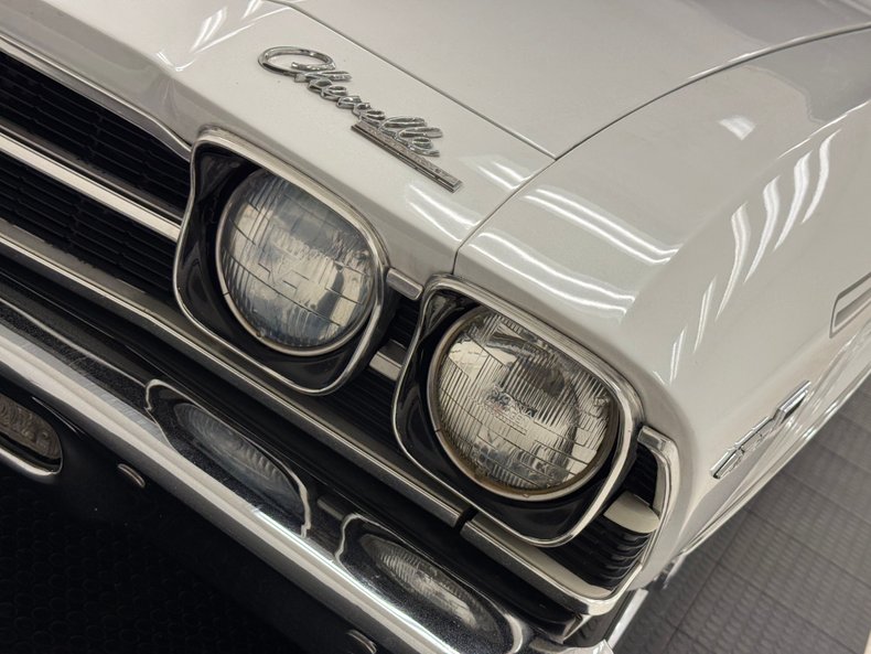 Chevrolet-Chevelle-1969-White-Black-31