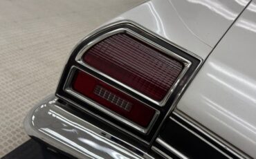 Chevrolet-Chevelle-1969-White-Black-40
