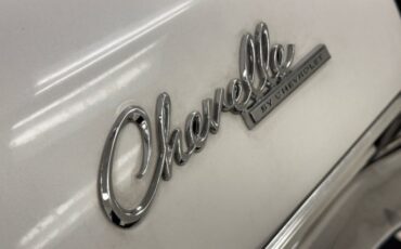 Chevrolet-Chevelle-1969-White-Black-41