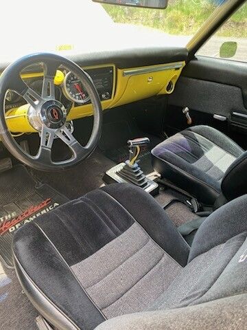 Chevrolet-Chevelle-1969-Yellow-Black-2