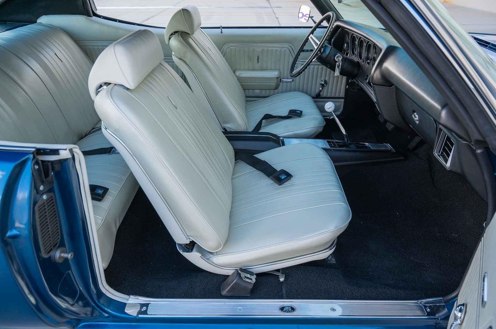 Chevrolet-Chevelle-1970-2-Door-12