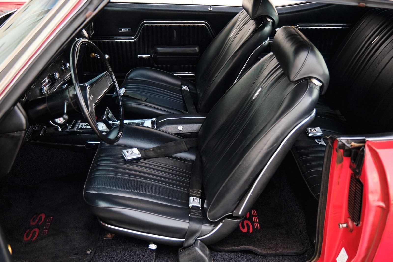 Chevrolet-Chevelle-1970-2-Door-13