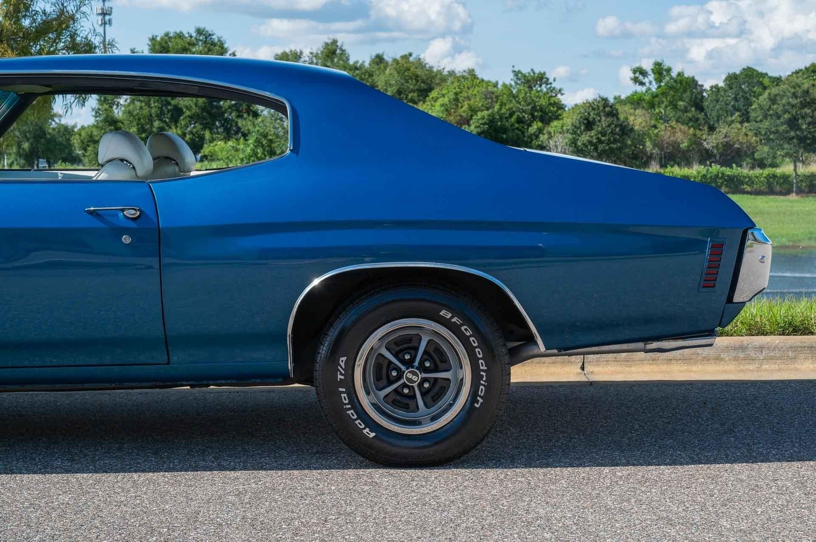 Chevrolet-Chevelle-1970-2-Door-25