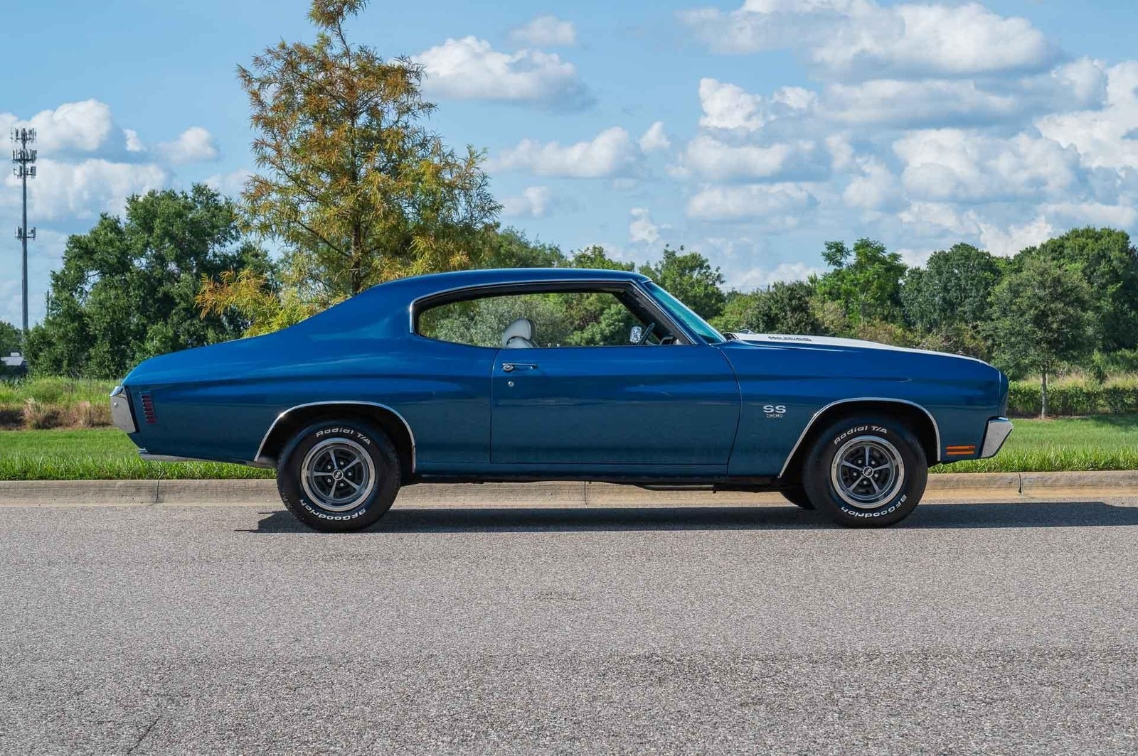 Chevrolet-Chevelle-1970-2-Door-37