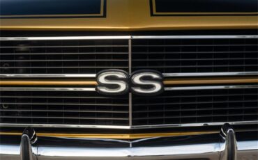 Chevrolet-Chevelle-1970-Antique-Gold-White-17