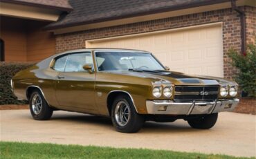 Chevrolet-Chevelle-1970-Antique-Gold-White-2