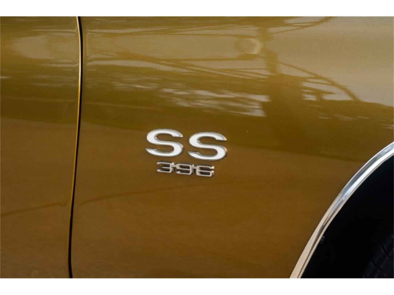 Chevrolet-Chevelle-1970-Antique-Gold-White-21