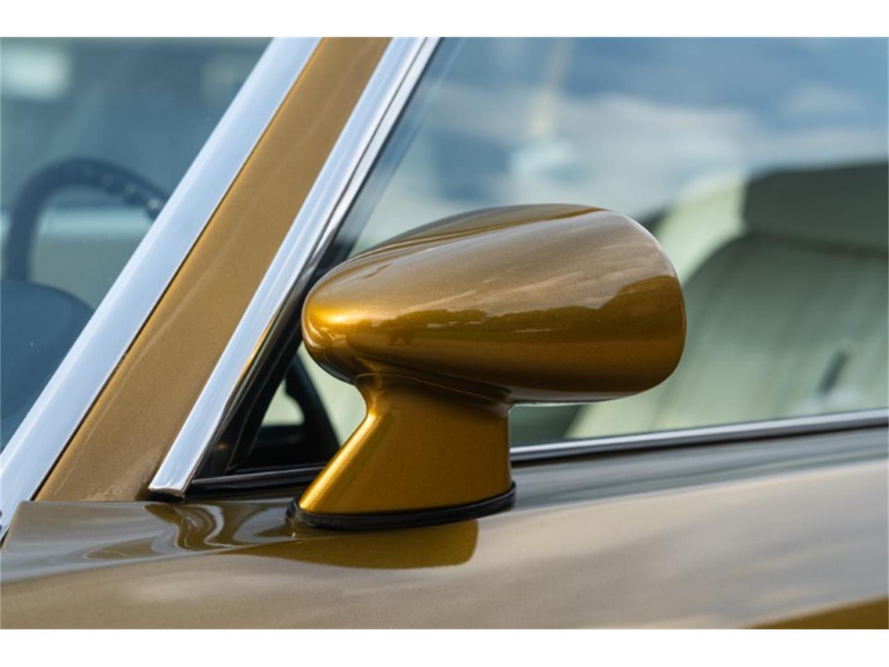 Chevrolet-Chevelle-1970-Antique-Gold-White-30
