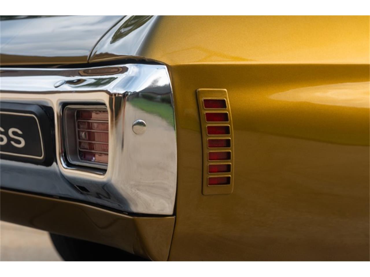 Chevrolet-Chevelle-1970-Antique-Gold-White-32