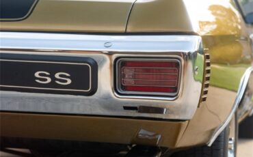 Chevrolet-Chevelle-1970-Antique-Gold-White-33