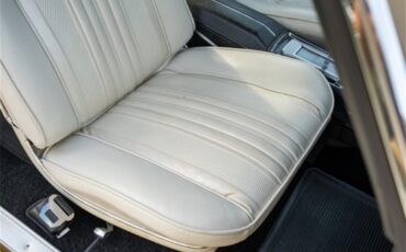 Chevrolet-Chevelle-1970-Antique-Gold-White-48