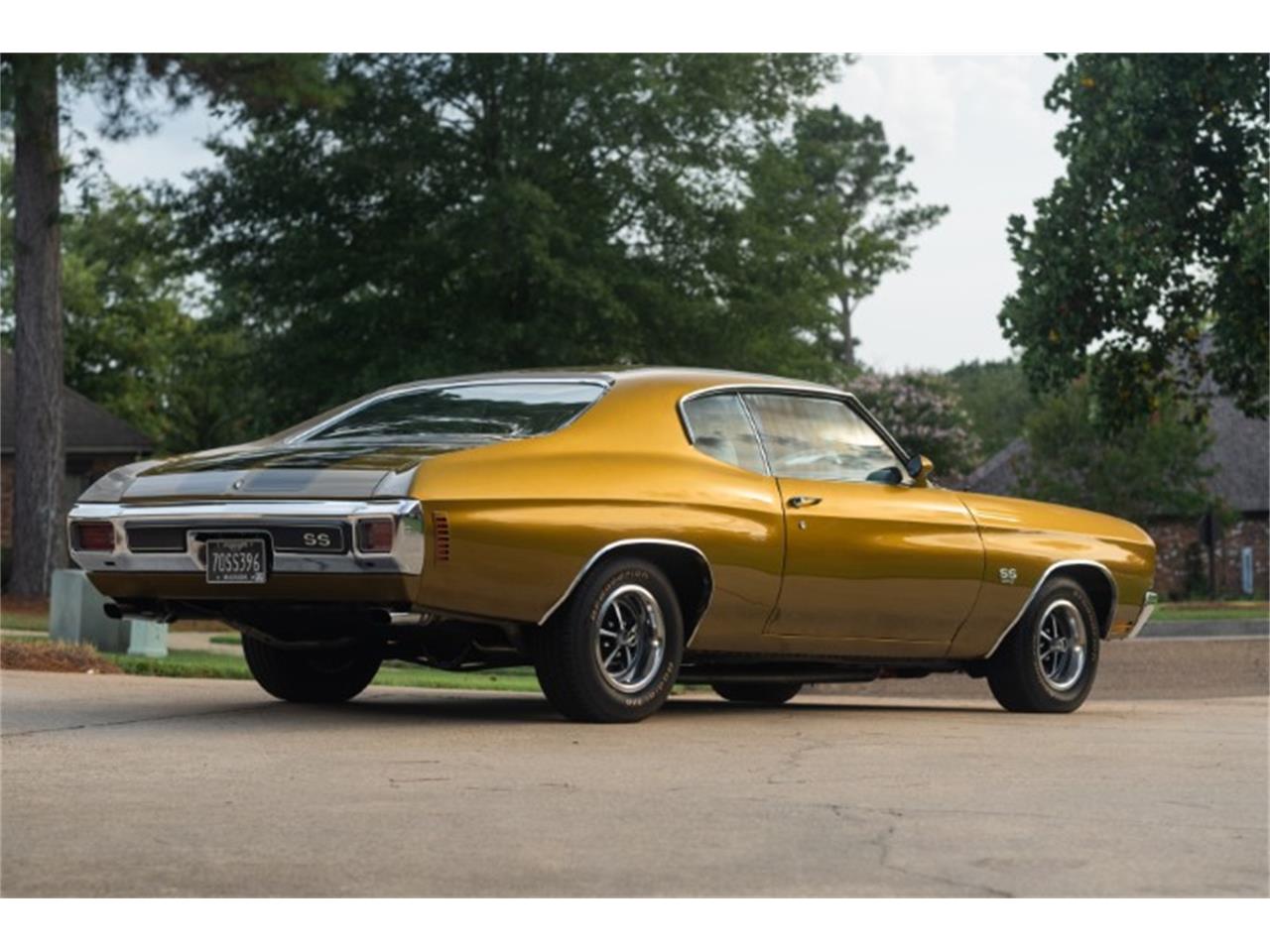 Chevrolet-Chevelle-1970-Antique-Gold-White-5