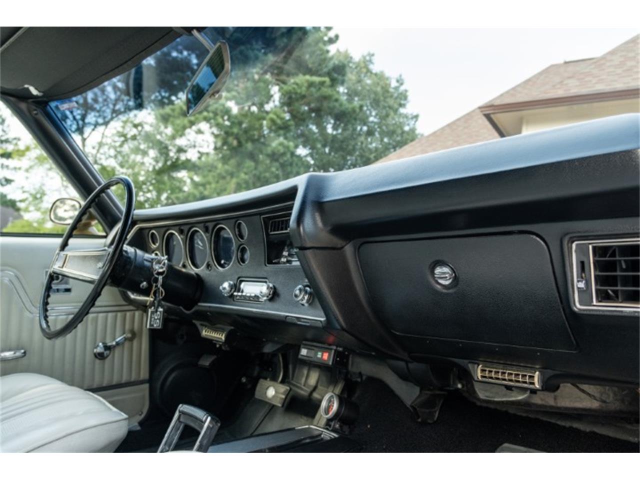 Chevrolet-Chevelle-1970-Antique-Gold-White-54