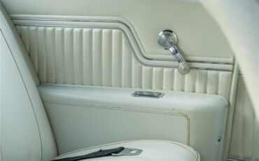 Chevrolet-Chevelle-1970-Antique-Gold-White-62