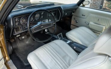 Chevrolet-Chevelle-1970-Antique-Gold-White-63