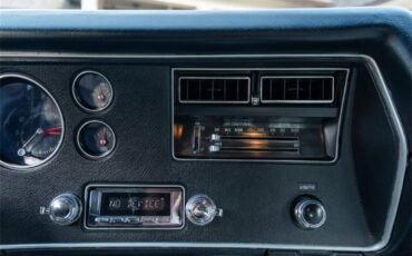 Chevrolet-Chevelle-1970-Antique-Gold-White-75