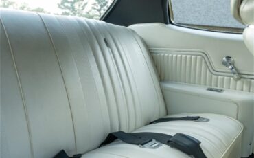 Chevrolet-Chevelle-1970-Antique-Gold-White-96