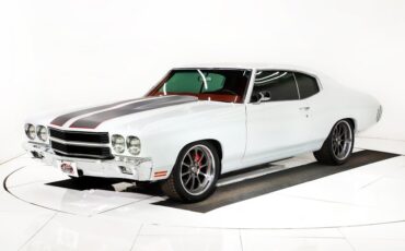 Chevrolet-Chevelle-1970-Classic-White-Red-Leather-29