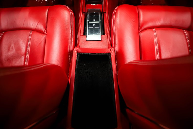 Chevrolet-Chevelle-1970-Classic-White-Red-Leather-33