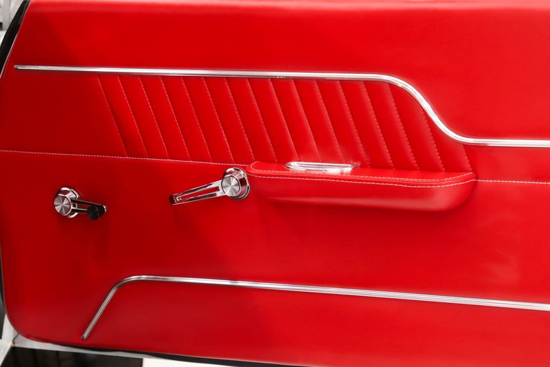 Chevrolet-Chevelle-1970-Classic-White-Red-Leather-39