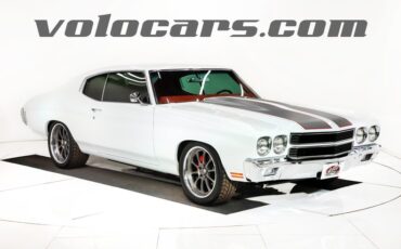 Chevrolet-Chevelle-1970-Classic-White-Red-Leather-41