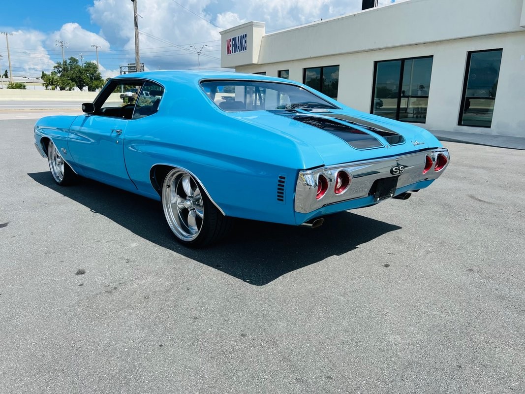 Chevrolet-Chevelle-1971-Coupe-2