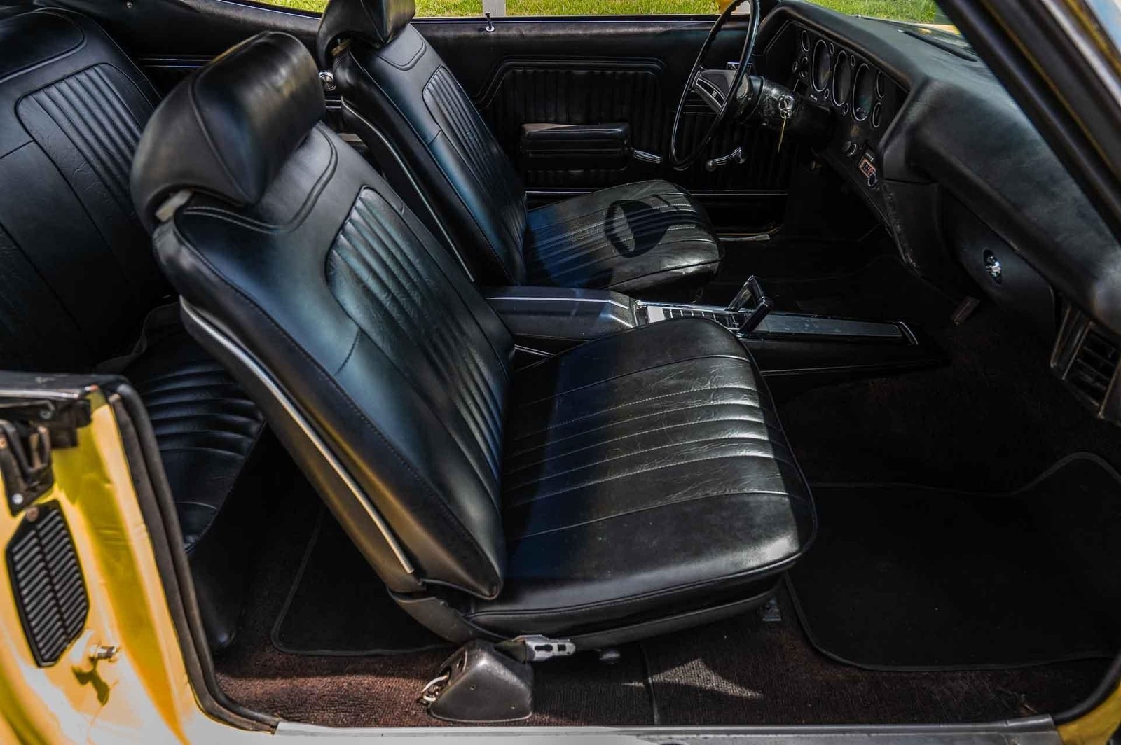 Chevrolet-Chevelle-1972-2-Door-11