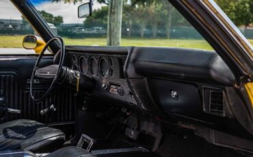 Chevrolet-Chevelle-1972-2-Door-12