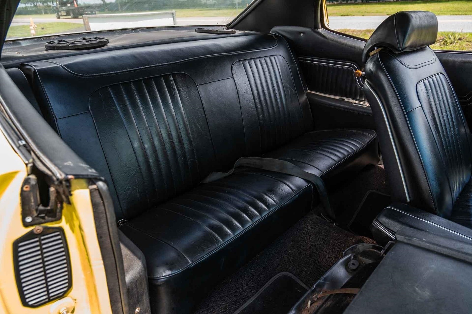 Chevrolet-Chevelle-1972-2-Door-13