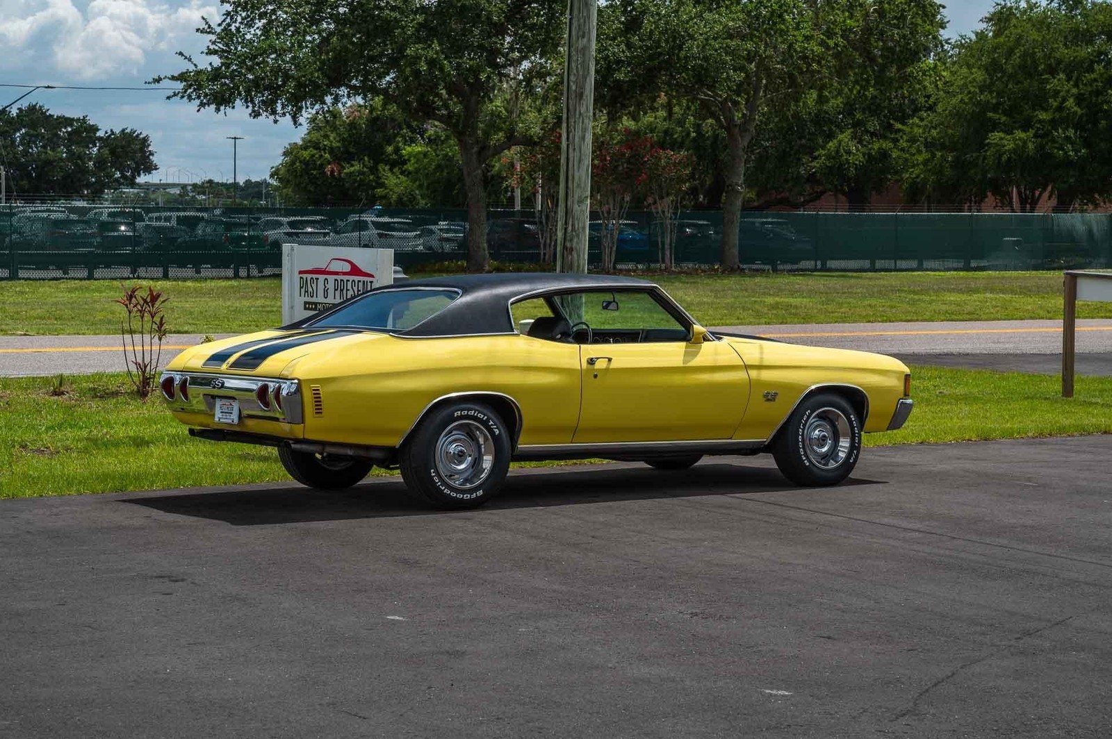 Chevrolet-Chevelle-1972-2-Door-30
