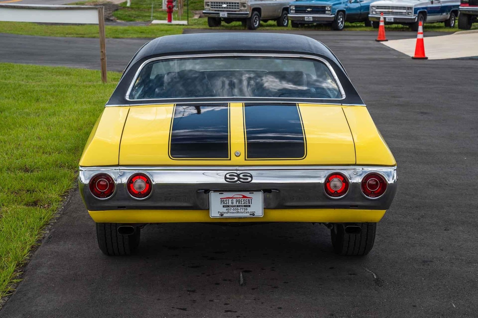 Chevrolet-Chevelle-1972-2-Door-4