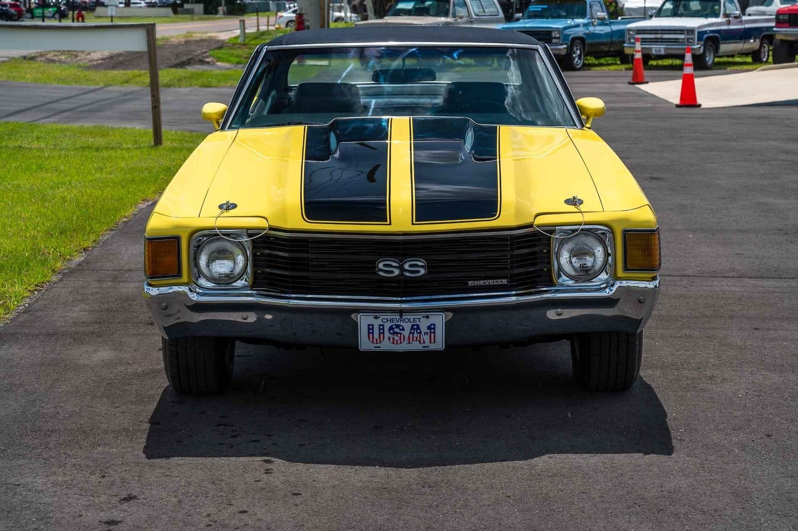 Chevrolet-Chevelle-1972-2-Door-9