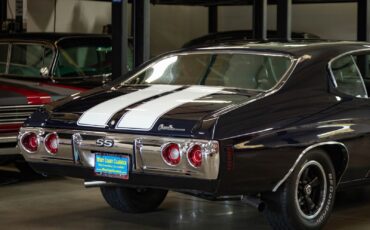 Chevrolet-Chevelle-1972-2-Door-Hardtop-21