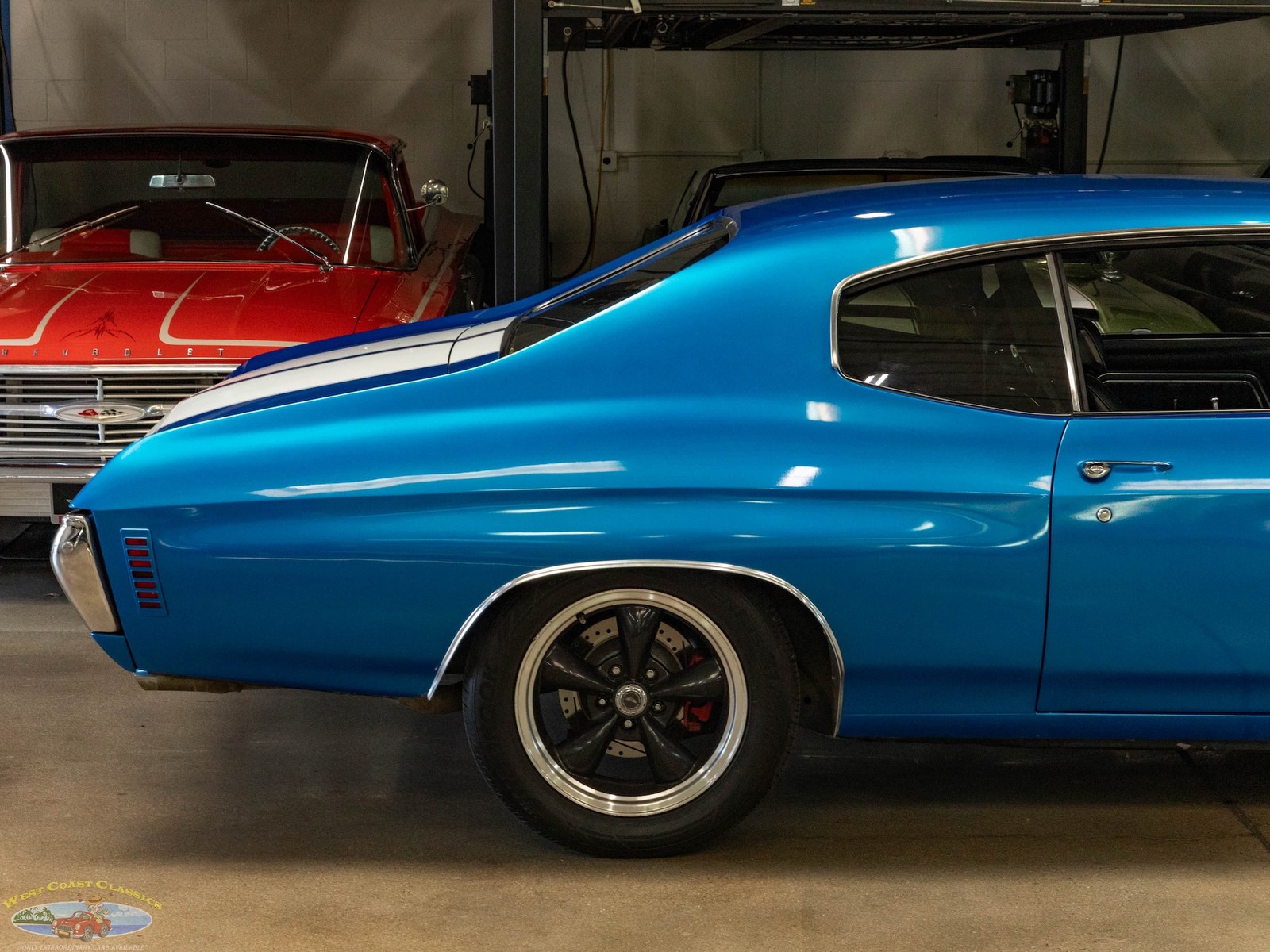 Chevrolet-Chevelle-Malibu-Custom-1972-2-Door-Coupe-1