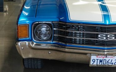 Chevrolet-Chevelle-Malibu-Custom-1972-2-Door-Coupe-13