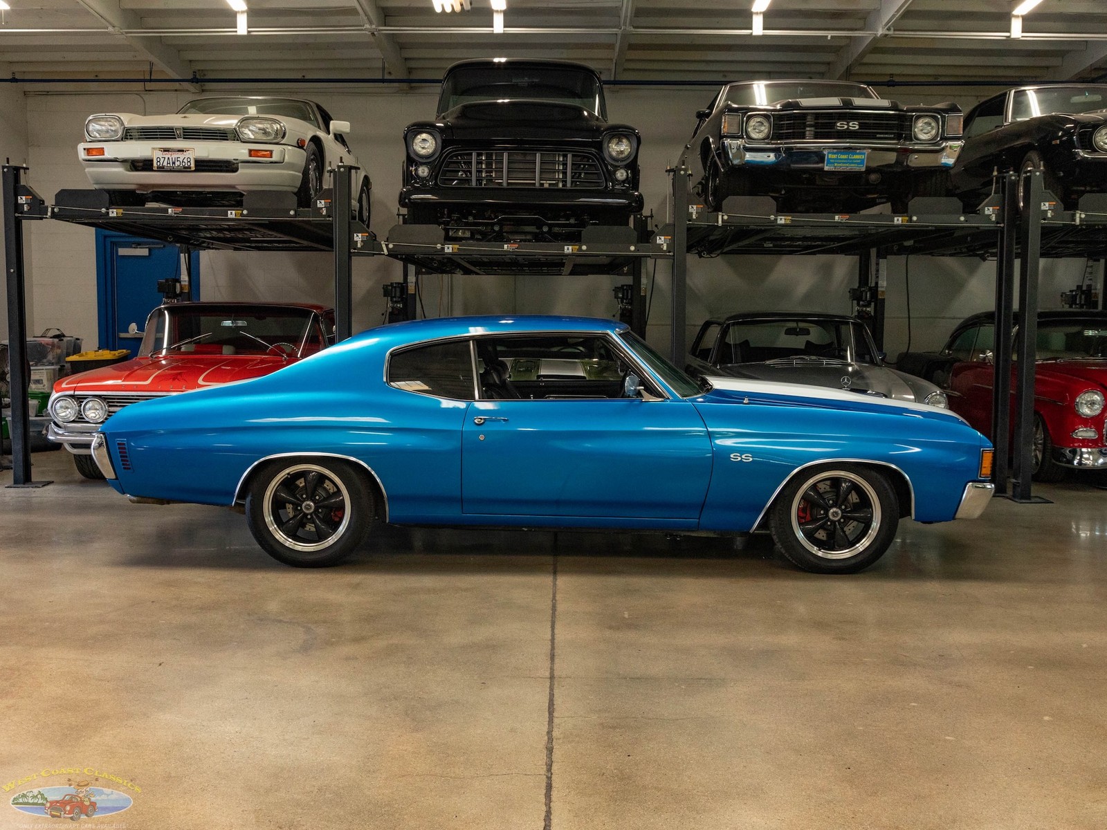 Chevrolet-Chevelle-Malibu-Custom-1972-2-Door-Coupe-2