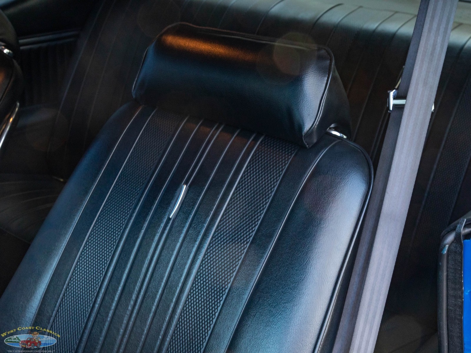 Chevrolet-Chevelle-Malibu-Custom-1972-2-Door-Coupe-28