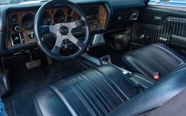 Chevrolet-Chevelle-Malibu-Custom-1972-2-Door-Coupe-31
